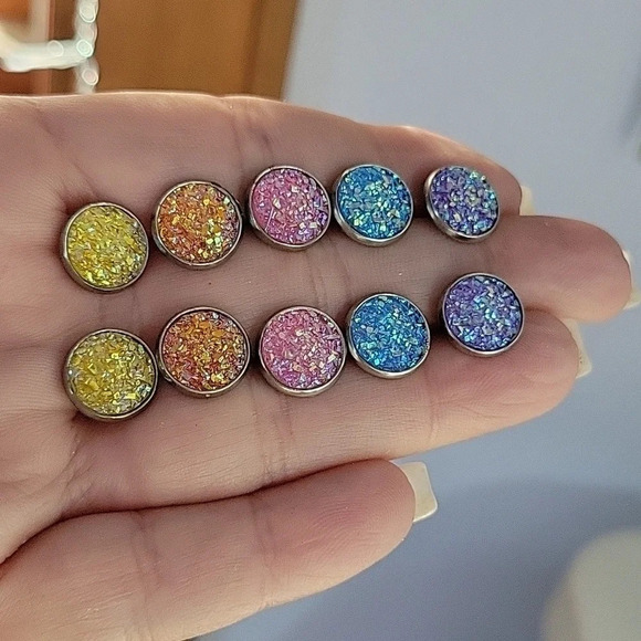Pastel Druzy Stud Earrings, choice of color - Picture 4 of 9